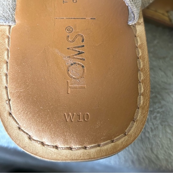 TOMS Sandals Womens Size 10 Open Toe Slip On Open Toe Adjustable Strap‎ Shoes - Picture 5 of 8